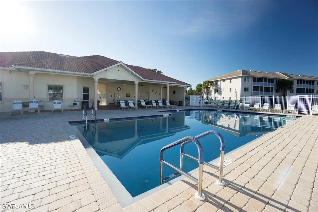 Naples, Florida 34104, United States, 2 Bedrooms Bedrooms, ,2 BathroomsBathrooms,Residential,Active,138548