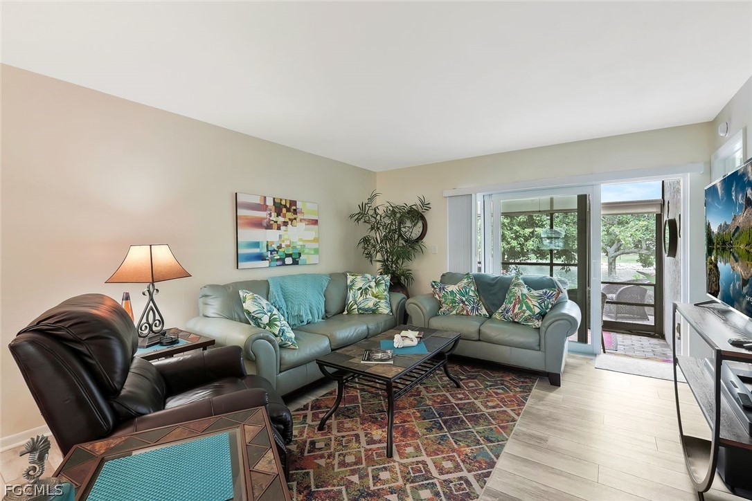 9290 Lake Park Drive 104