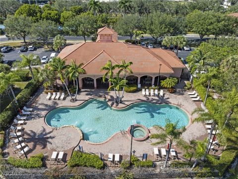 7448 Bristol Circle Naples FL 34120