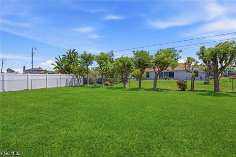 Tiny photo for 4329 SW 1st Place, Cape Coral, FL 33914 (MLS # 2026019965)