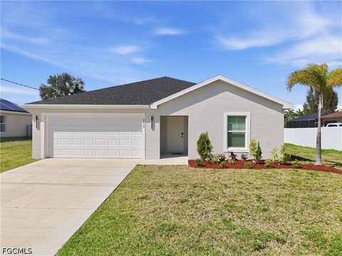 Photo of 2515 SW 2nd Terrace, Cape Coral, FL 33991 (MLS # 2026022767)