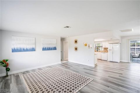 Photo of 1421 SE 29th Terrace, Cape Coral, FL 33904 (MLS # 2025018155)