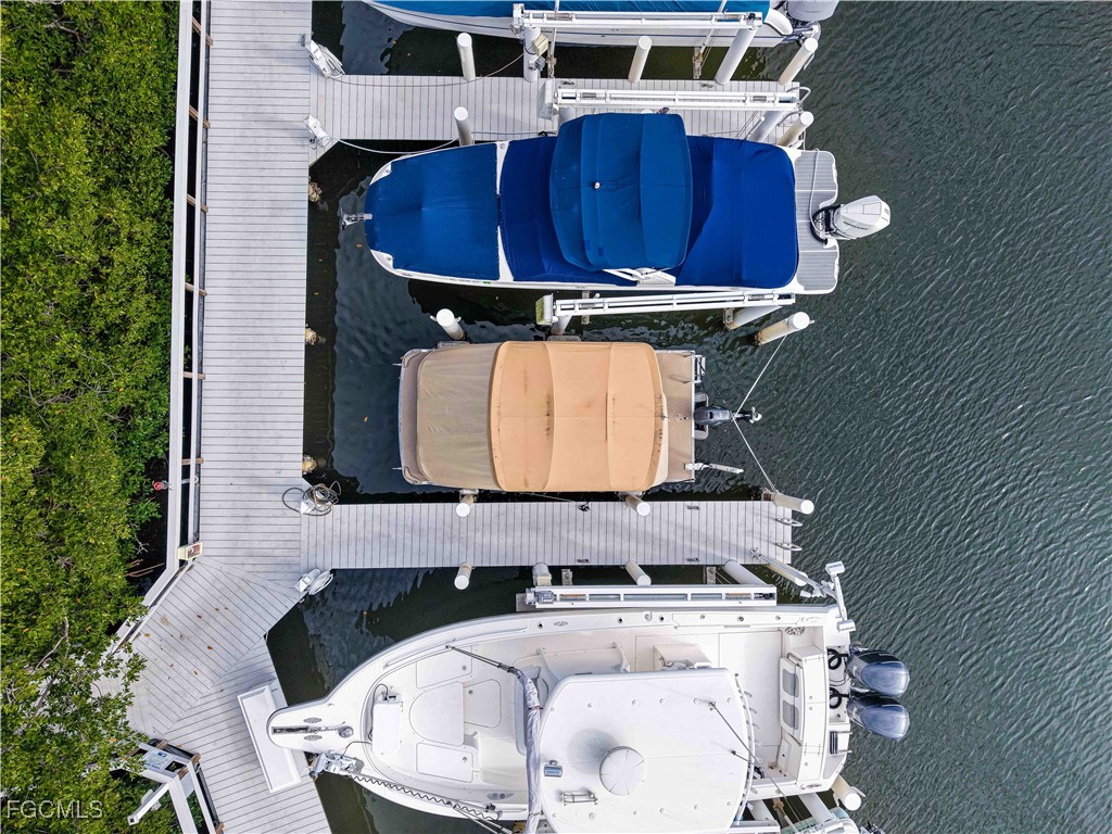 5025 Bonita Beach Road