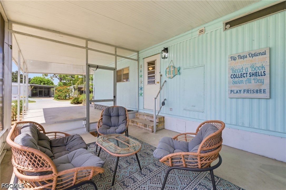 726 Knotty Pine Circle