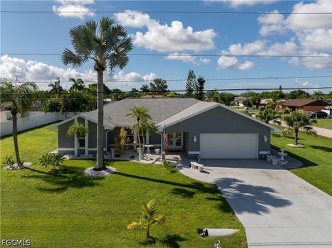 Tiny photo for 514 SE 34th Terrace, Cape Coral, FL 33904 (MLS # 2026039034)