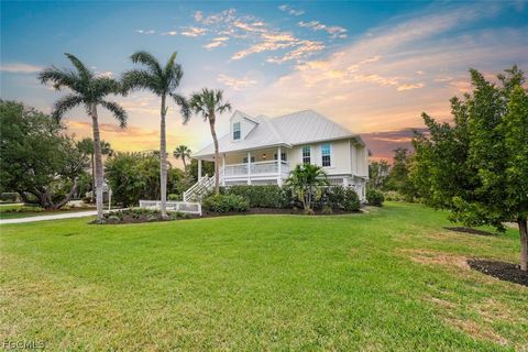 253 Daniel Drive Sanibel FL 33957
