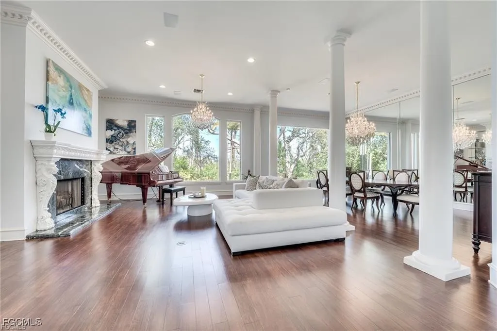 Fort Myers, Florida, 33908, United States, 5 Bedrooms Bedrooms, ,5 BathroomsBathrooms,Residential,Active,1992790