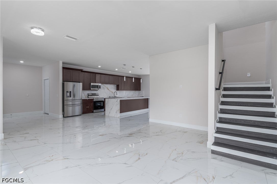 2523 69th Street W