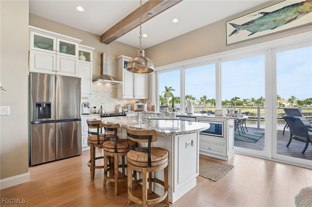 5886 Shell Cove Drive