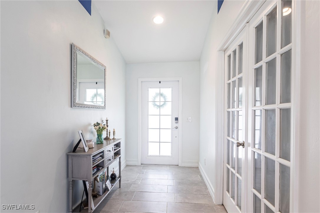 1713 S Gator Circle