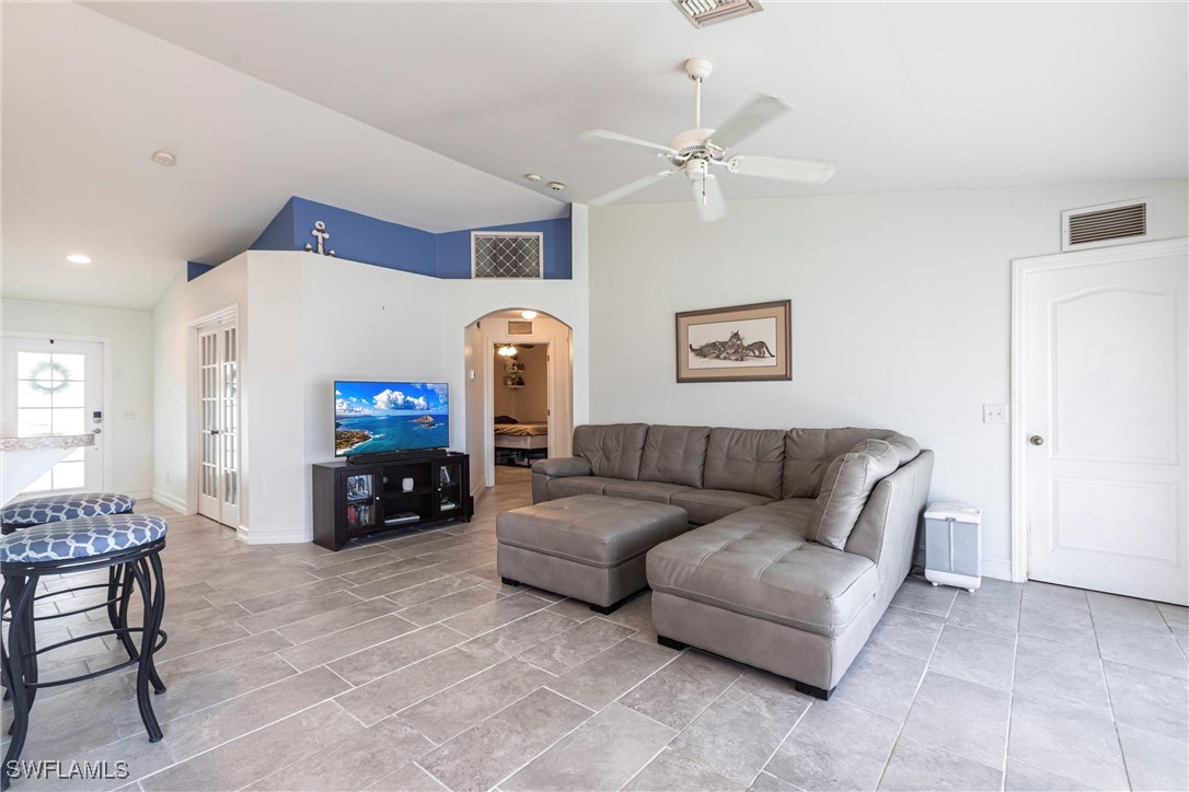 1713 S Gator Circle