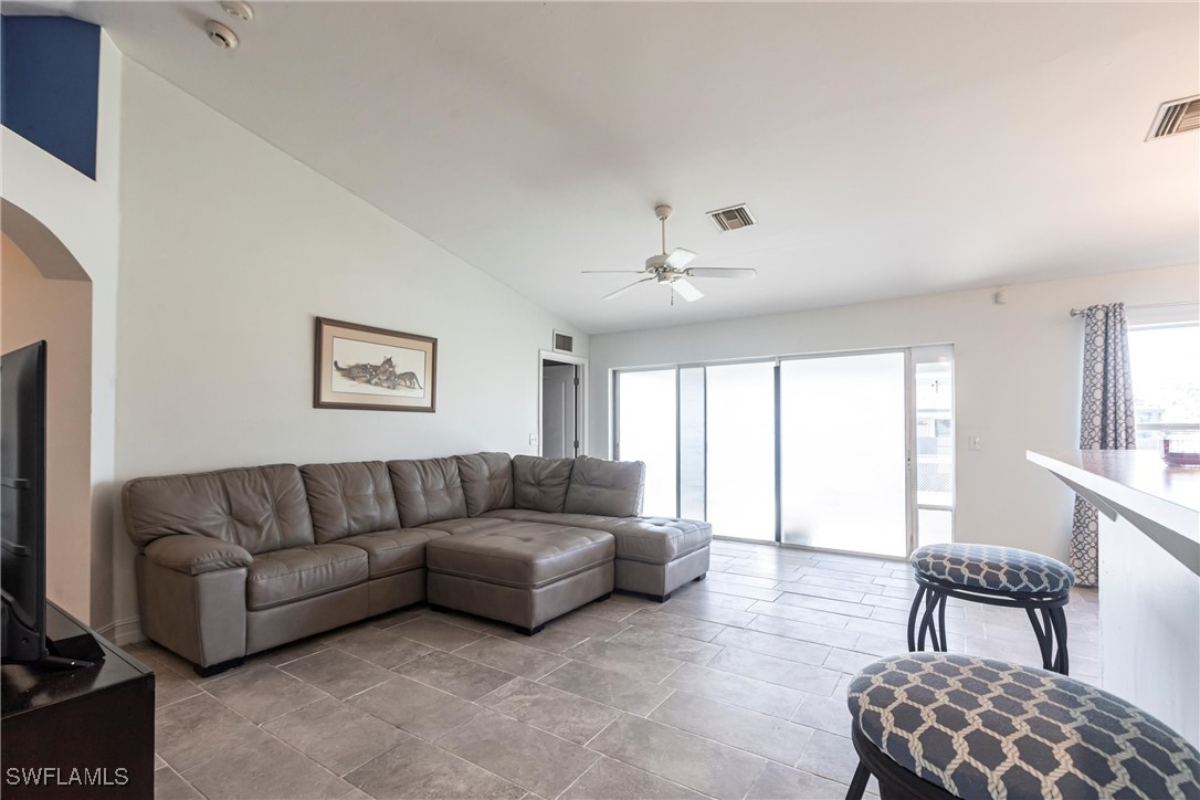 1713 S Gator Circle