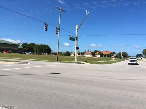 3706 Chiquita Boulevard S Cape Coral FL 33914