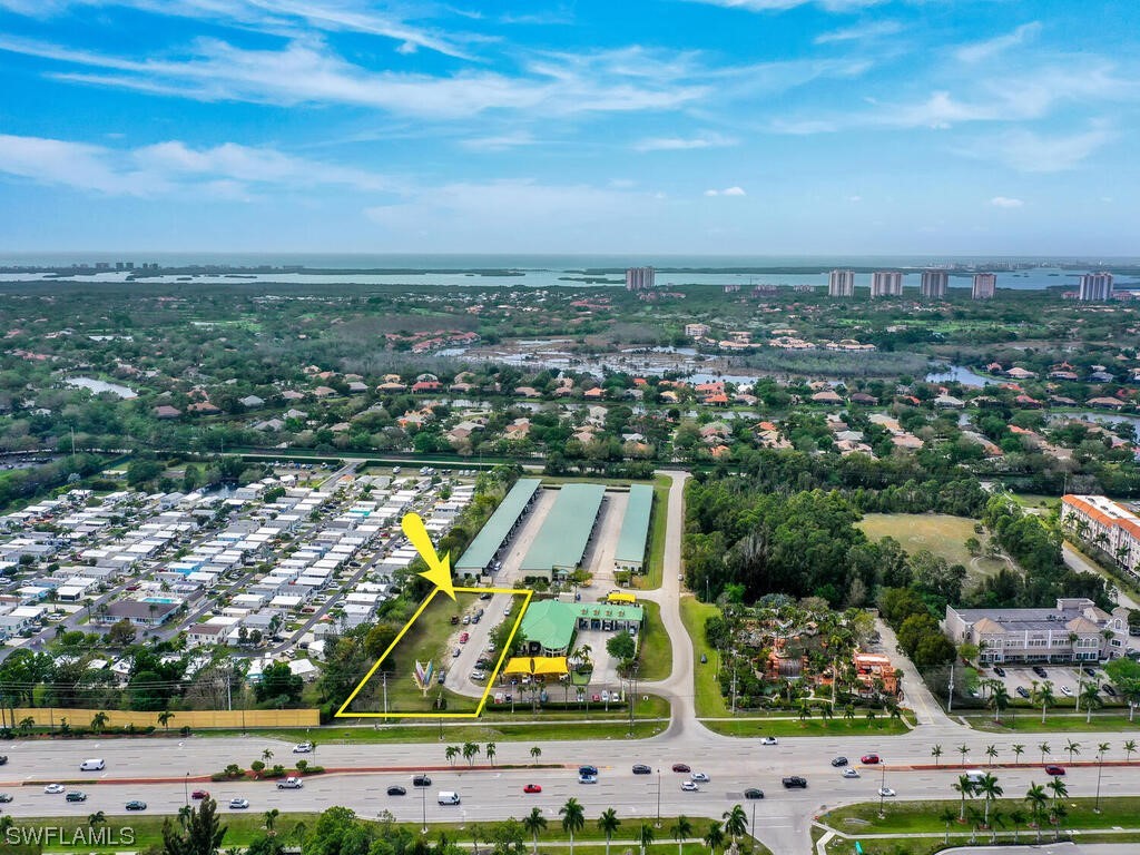 Tamiami Trail S