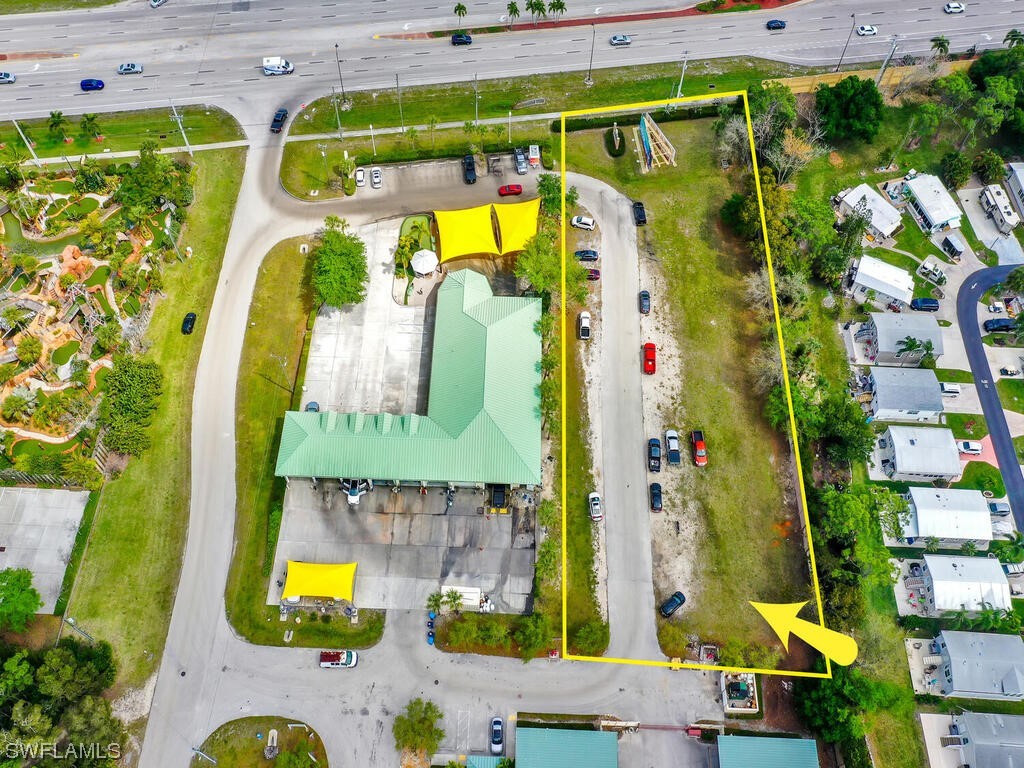 Tamiami Trail S