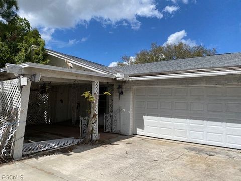 657 Coral Drive Cape Coral FL 33904