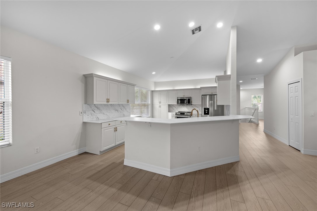 20130 Seagrove Street 2508