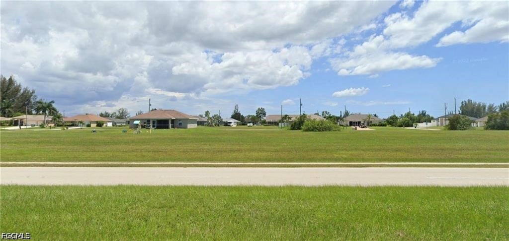 2908 Tropicana Parkway W