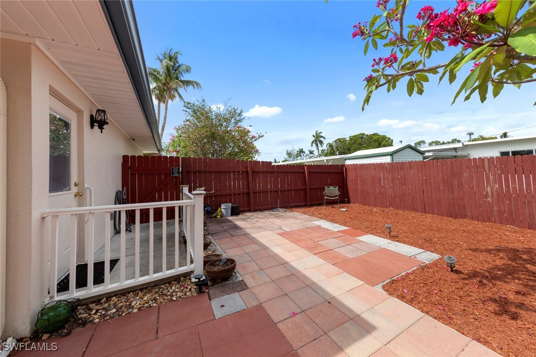 2137 Sunrise Boulevard