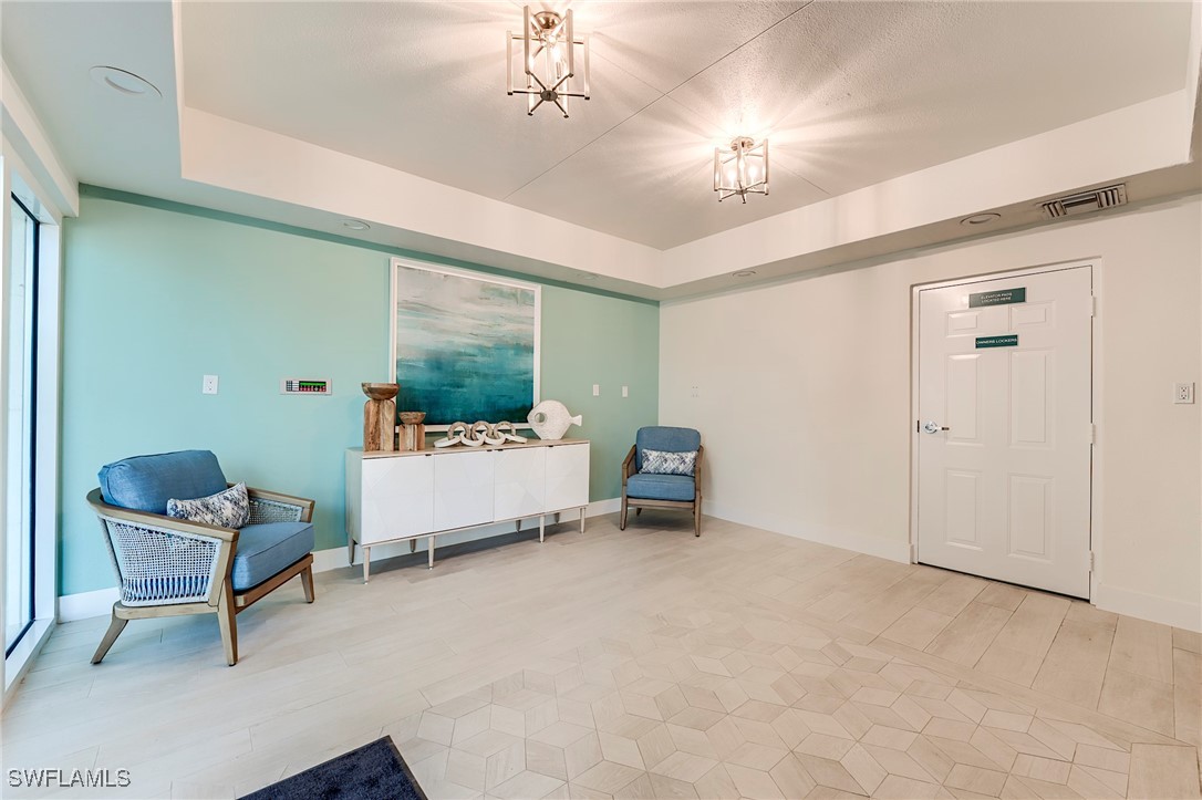 4141 Bay Beach Lane 456