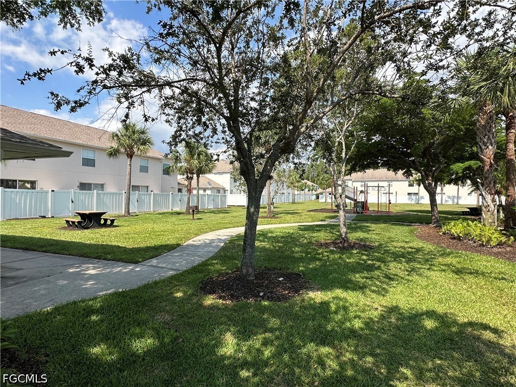 3614 Pine Oak Circle 103