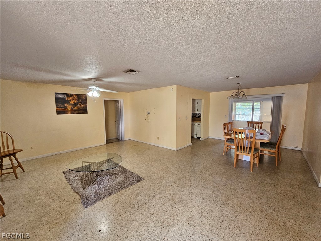 1514 Markdale Street E