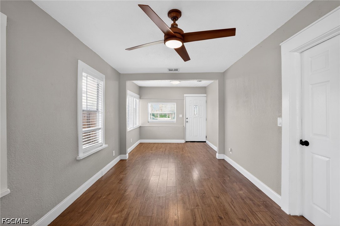 3250 Prescott Street N