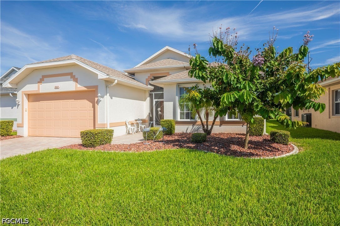 3821 Ponytail Palm Court