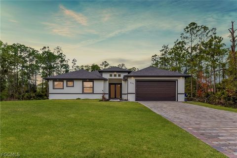 807 Columbus Avenue Lehigh Acres FL 33972