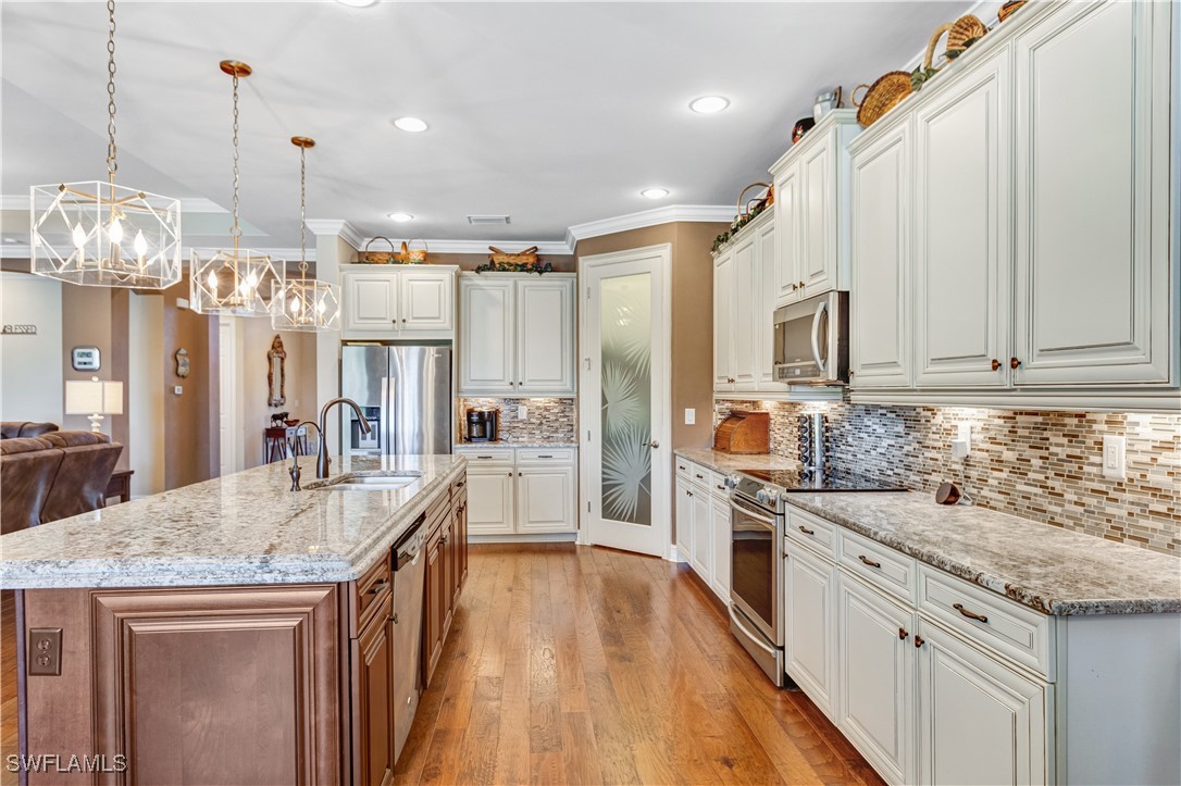 3111 Scarlet Oak Place