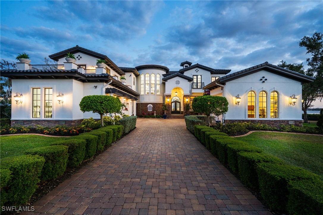 2107 4th Street Court W