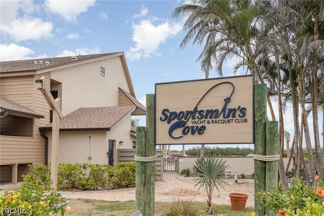 898 Buttonwood Drive 105