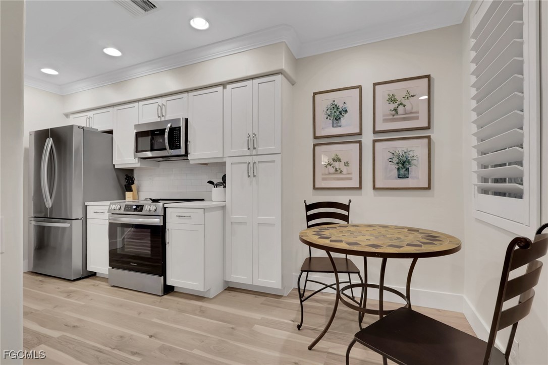 9160 Southmont Cove 102