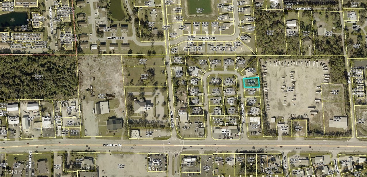 1216 Pondella Circle