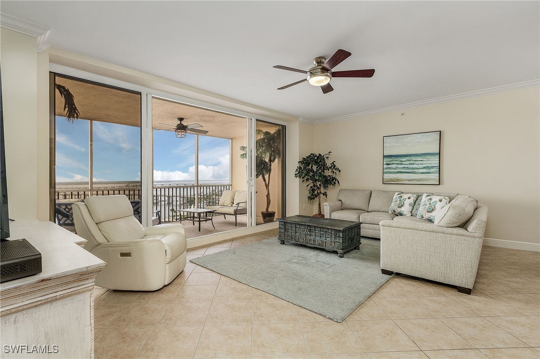 2090 W First Street 1609