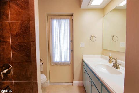 Tiny photo for 3929 SE 10th Avenue, Cape Coral, FL 33904 (MLS # 2026033751)