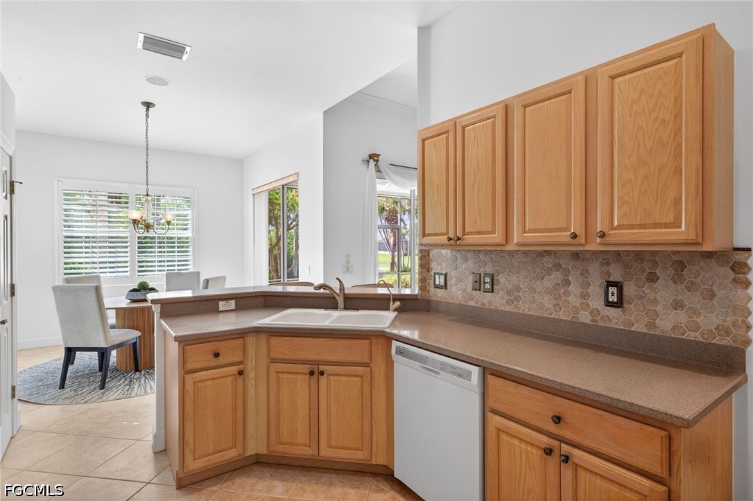 8923 Dartmoor Way