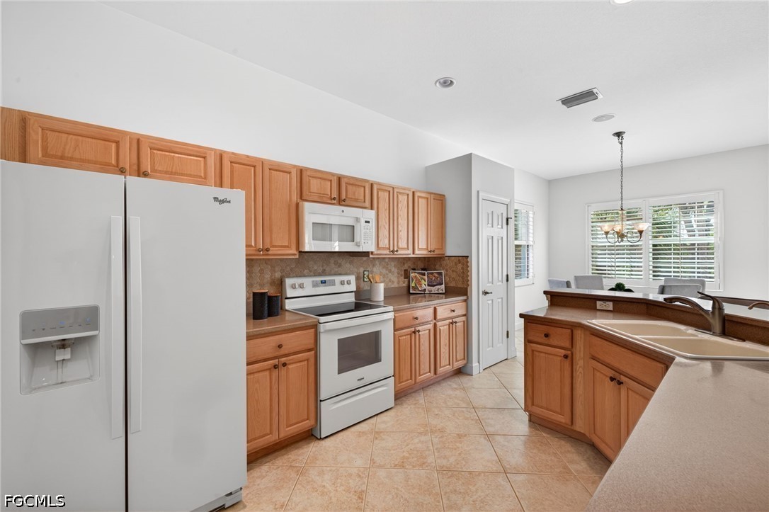 8923 Dartmoor Way