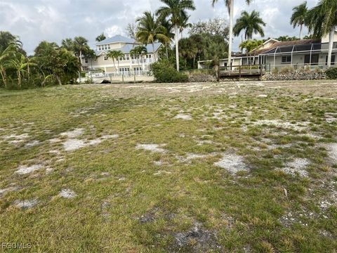 27125 Harbor Drive Bonita Springs FL 34135