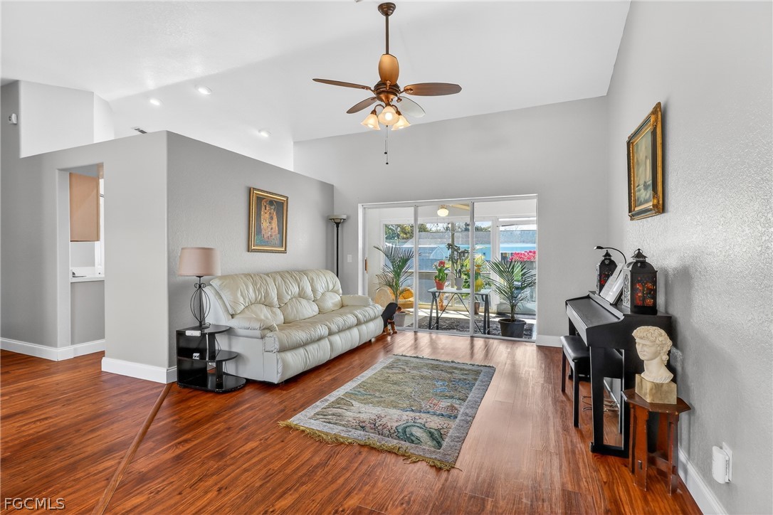 13400 Red Maple Circle