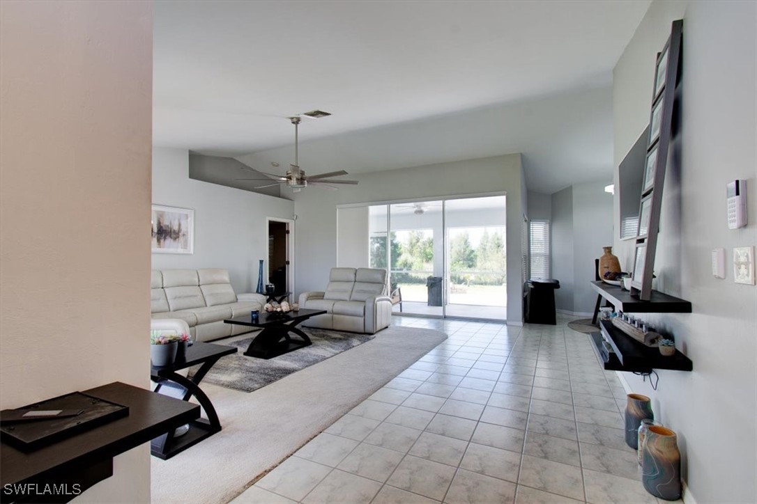 2254 SW 4th Street