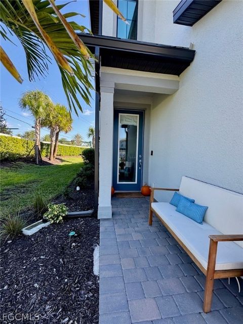 Tiny photo for 4364 Sonoma Oaks Circle, Naples, FL 34119 (MLS # 2026008314)