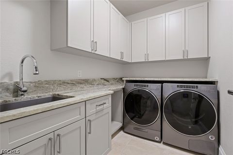 Tiny photo for 12992 Beacon Cove Lane, Fort Myers, FL 33919 (MLS # 2026015756)