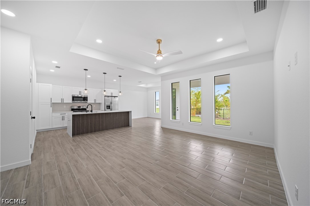 3814 W Gator Circle