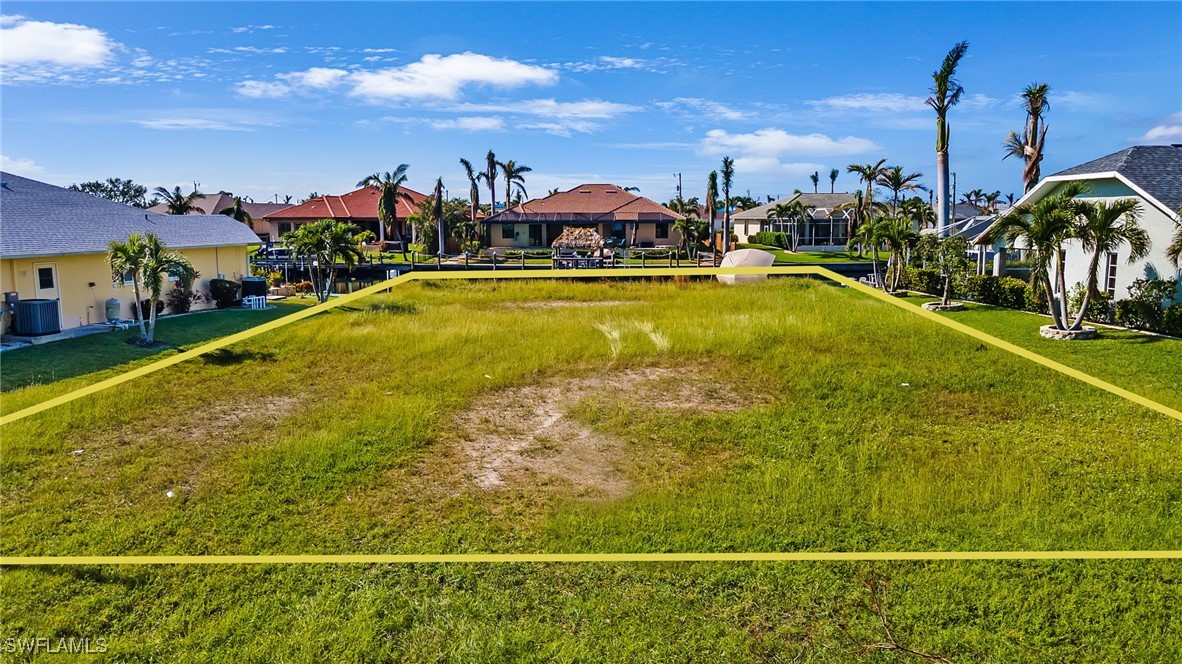 3308 SW 25th Place