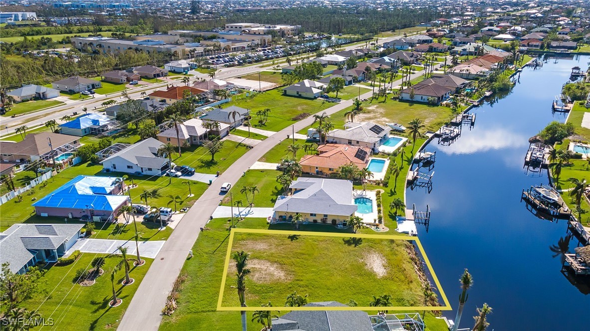 3308 SW 25th Place