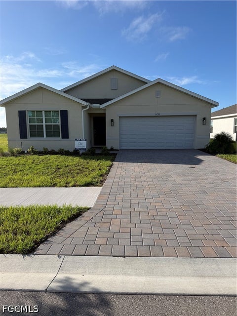 Tiny photo for 5293 Mulsanne Way, Fort Myers, FL 33905 (MLS # 2026033604)