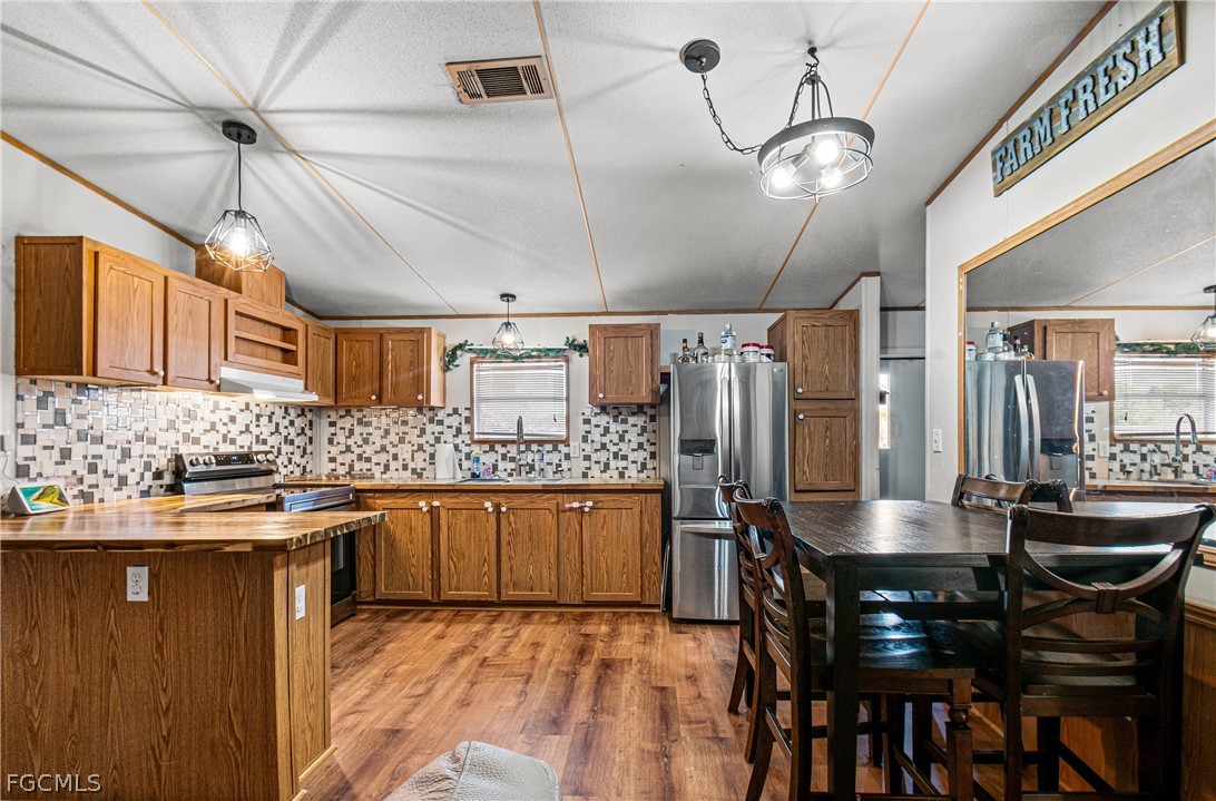 3632 FORT SIMMONS Avenue