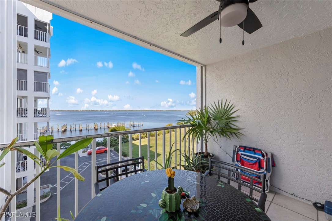 2885 Palm Beach Boulevard 301