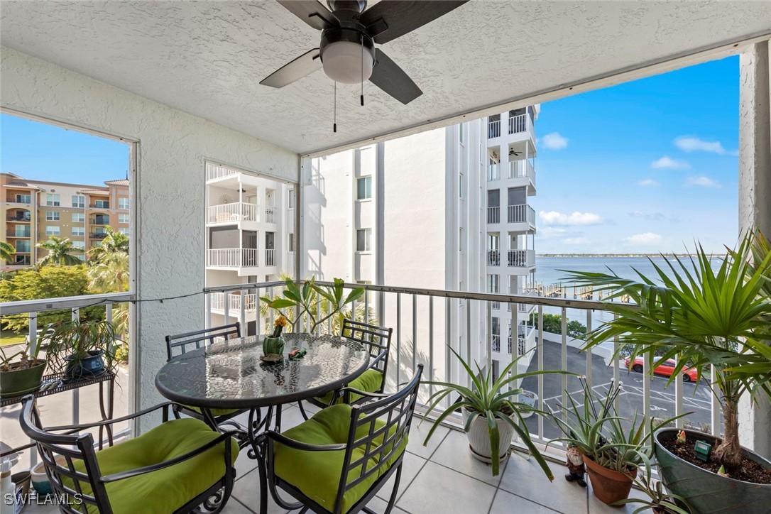 2885 Palm Beach Boulevard 301